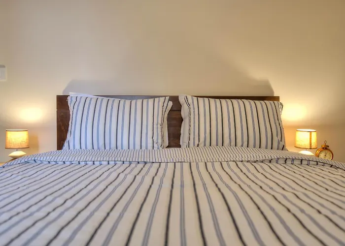 Peaceful Downtown Apartamento *