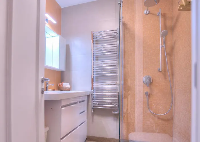 Peaceful Downtown Apartamento Belgrado